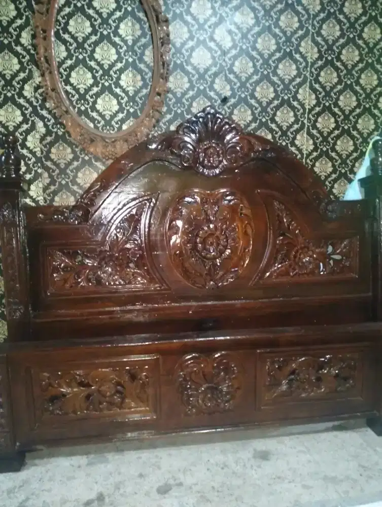 tempat tidur kayu semi jumbo 6 kaki