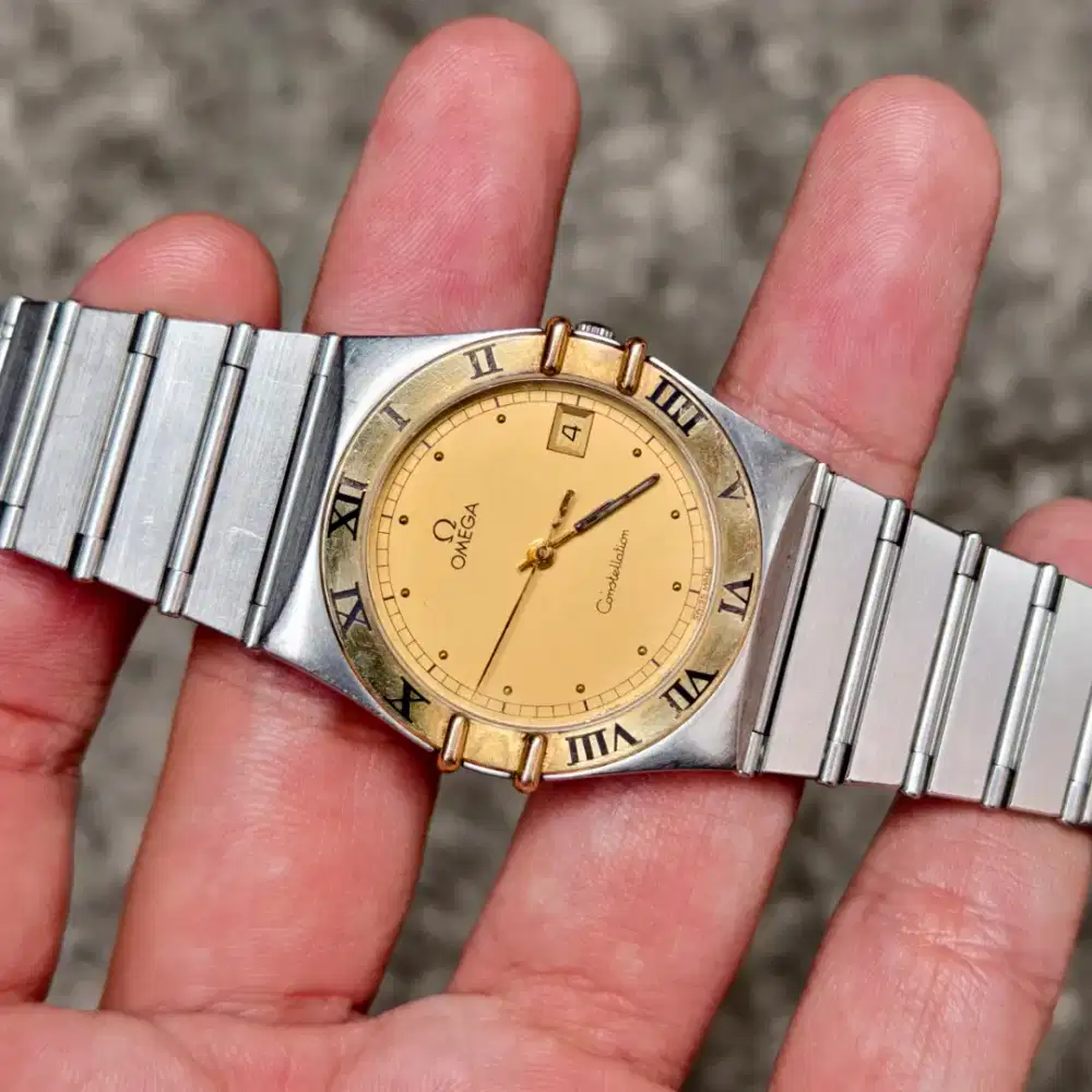 Jam tangan omega constellation manhattan