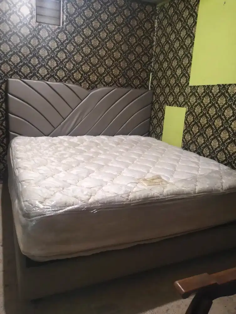 spring bed merk Thomasvielle Amerika jumbo 200x204, tinggi 35cm