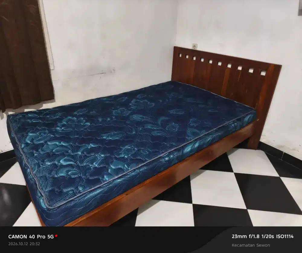 Dipan Jati plus kasur