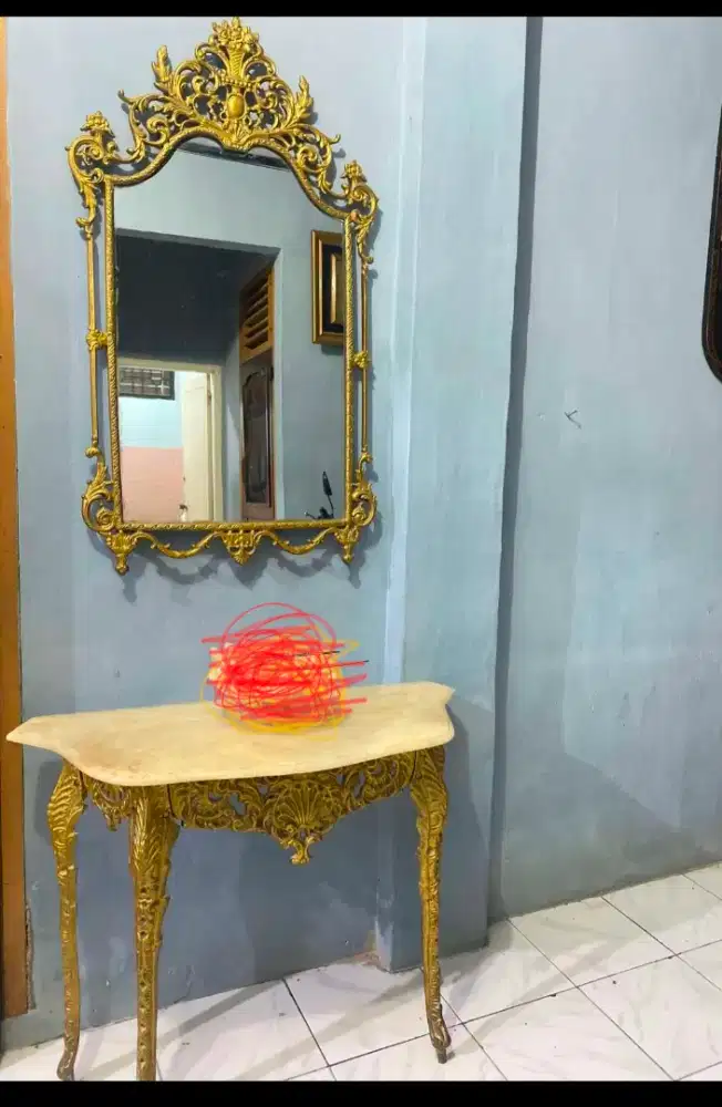 meja Konsul antik, Kuningan asli , meja batu onyx
