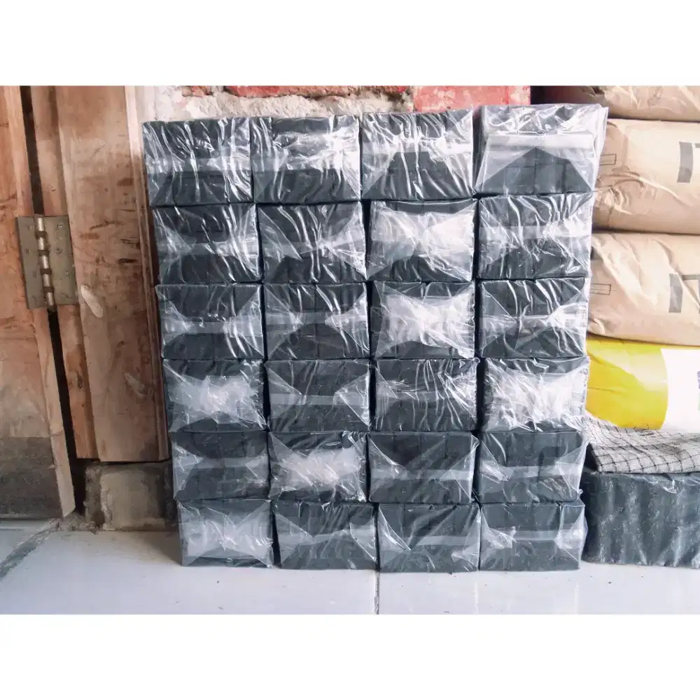 BRIKET ARANG BATOK KELAPA