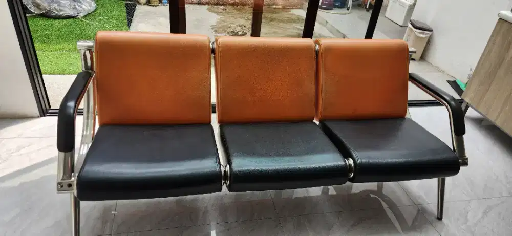 Preloved Kursi 3 Seater