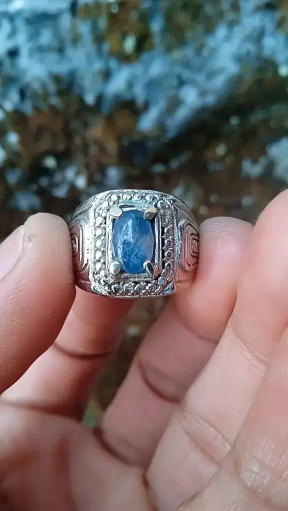 BLUE SAFIR CEYLON SRILANGKA