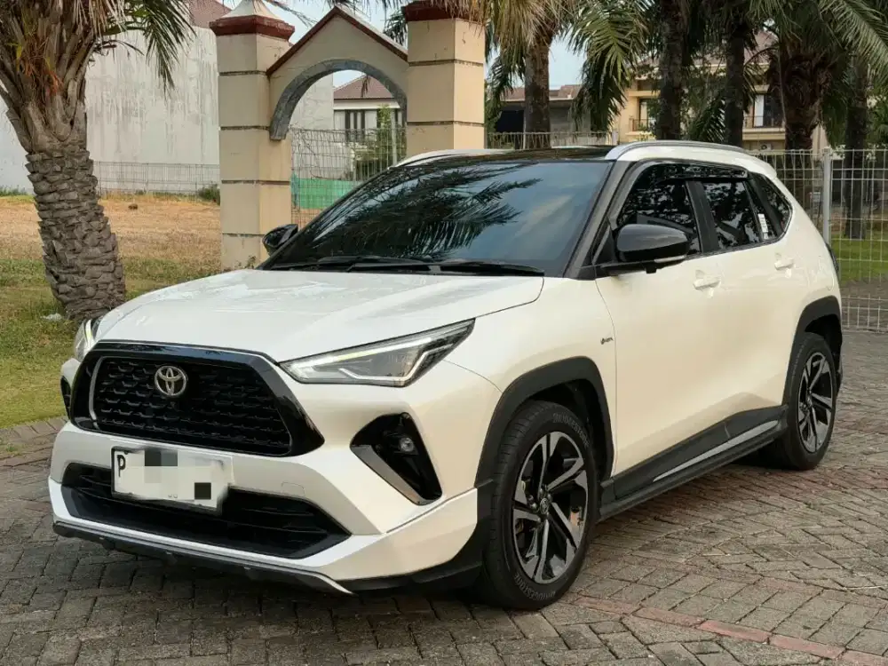 Toyota Yaris Cross GR TSS 2025 Matic Putih Mulus Like New