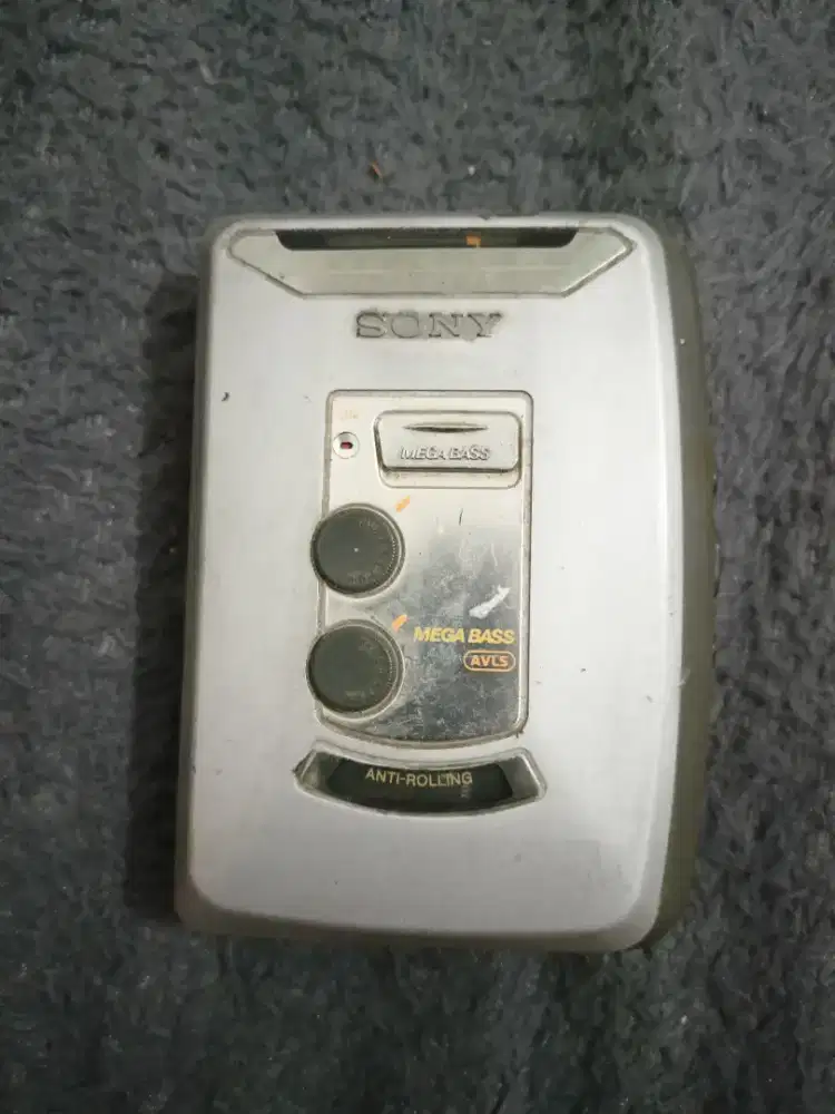 walkman sony WM-FX373