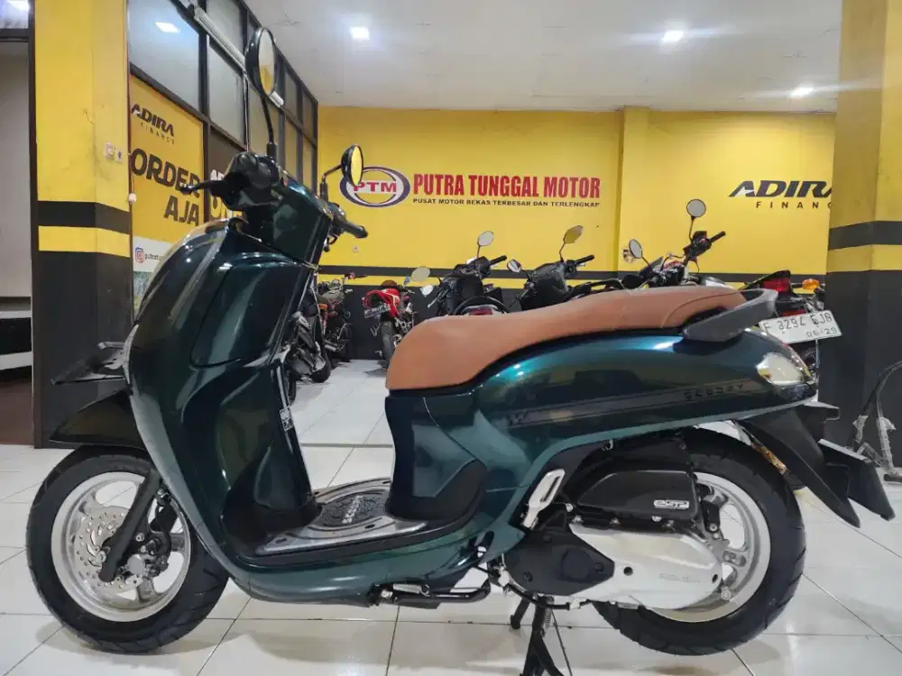 Scoopy Prestige 2025