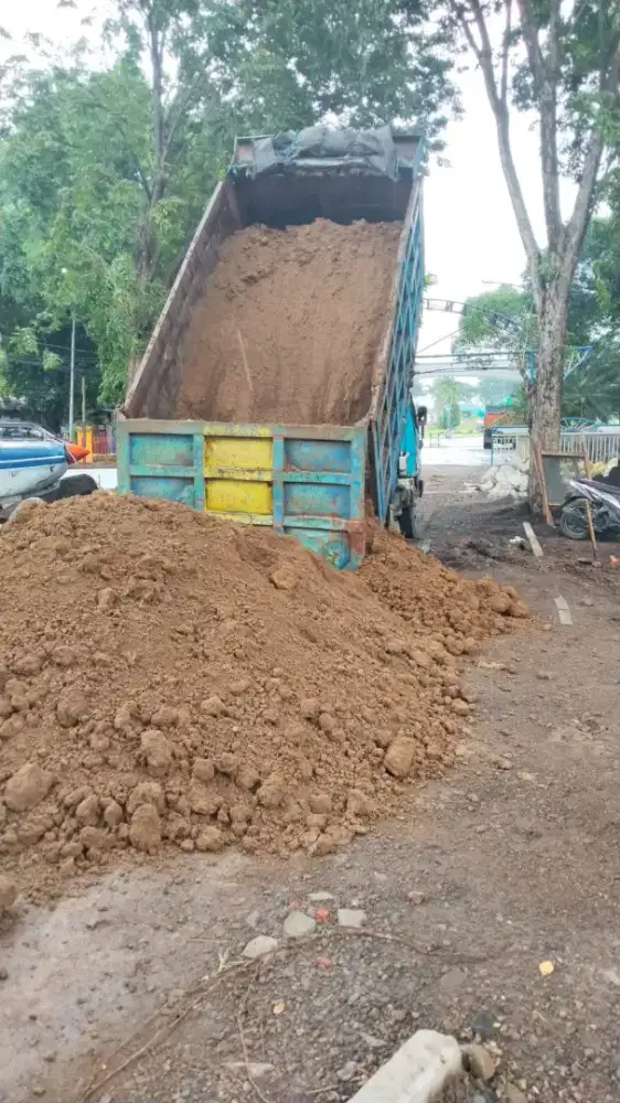 Sirtu Urug / Tanah Taman / Tanah Subur
8-9 Kubik