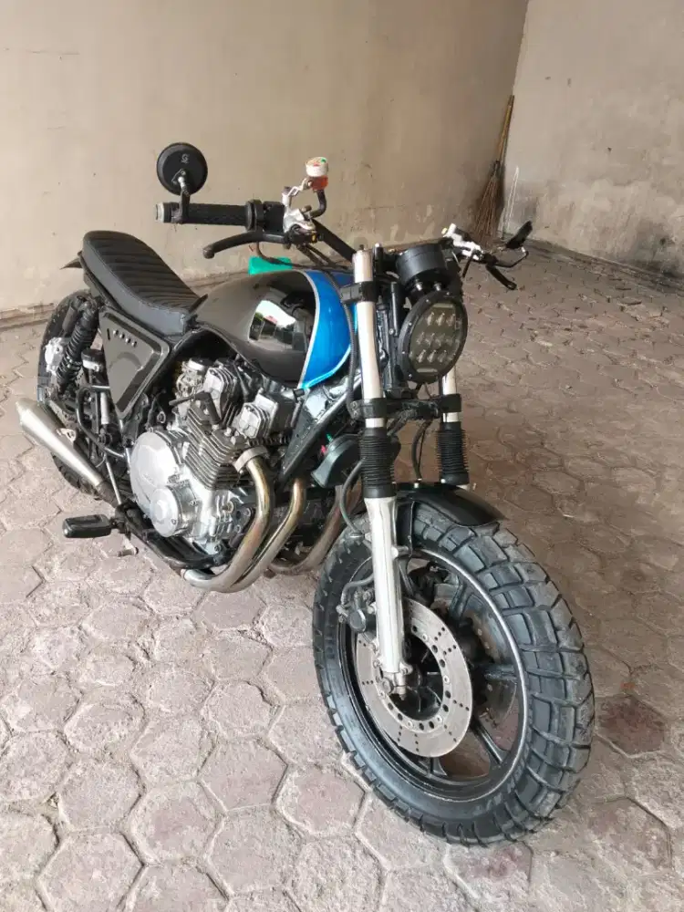 Kawasaki Police 1000