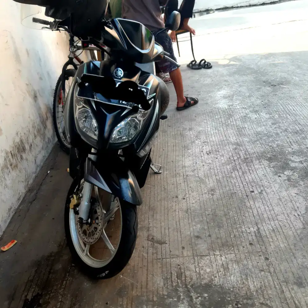 Jual yamaha nouvo z hitam 2005