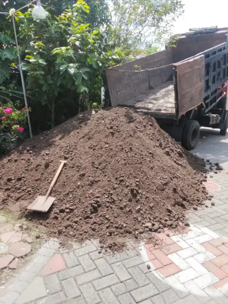Sirtu Urug / Tanah Taman / Tanah Subur
8-9 Kubik