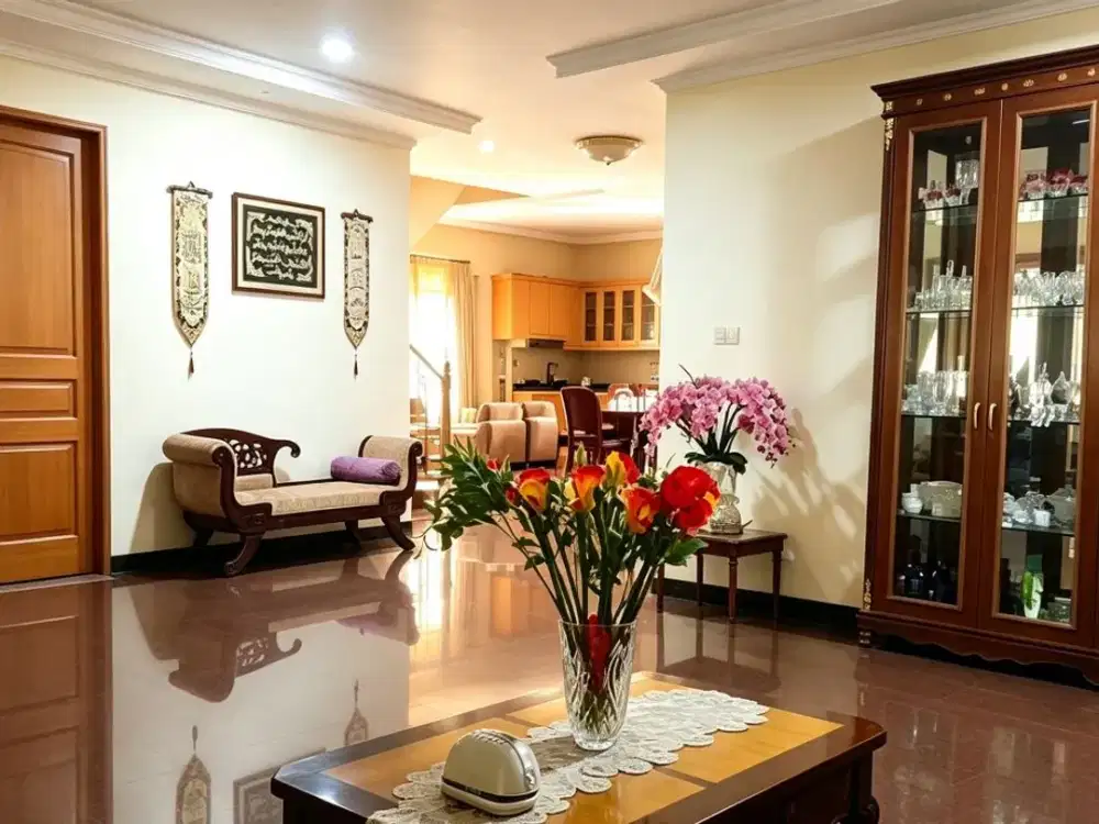 Rumah 2 Lantai Di Kawasan Elite Cawang