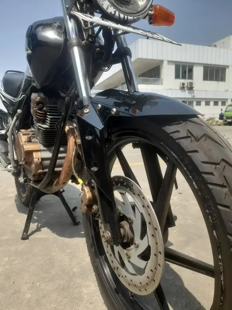 Scorpio Z 225 cc tahun 2009