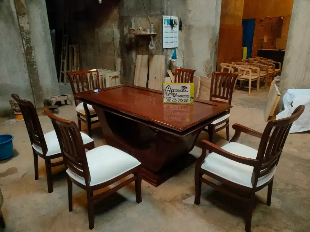 Meja makan minimalis terbaru full kayu jati