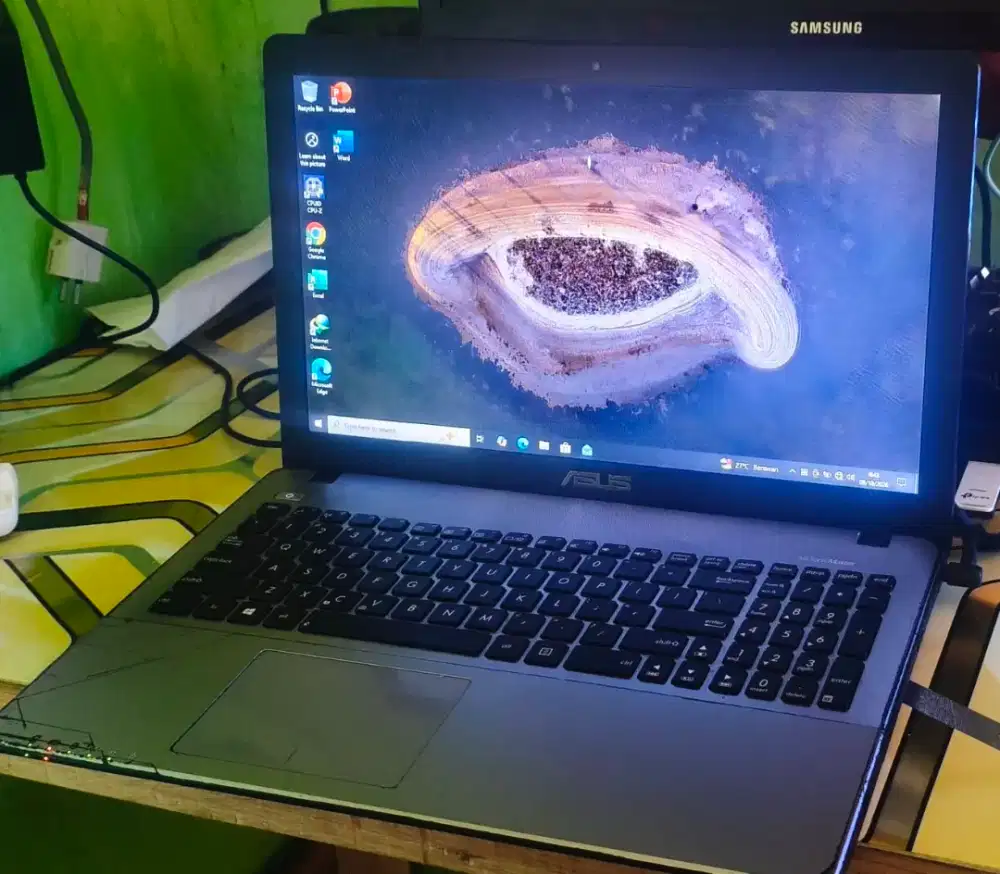 Dijual Asus x550 ze AMD A10 7400P