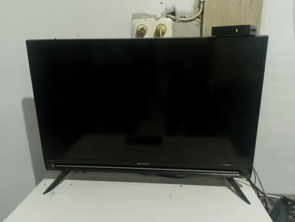 DIJUAL TV ELD SHARP 32 INCH BEKAS