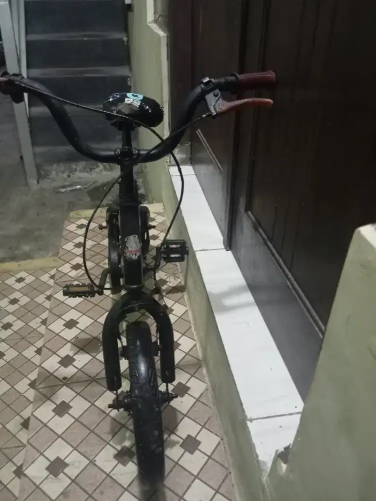di jual sepeda BMX merek TRENDY anak