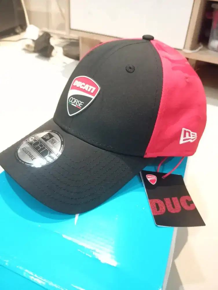 Topi new era 9forty Ducati Corse logo black red camo cap orginal