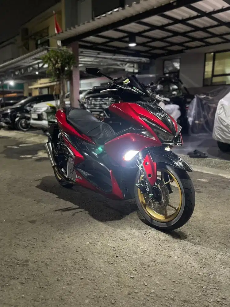 Yamaha aerox old 2018 style cakep rapih mulus