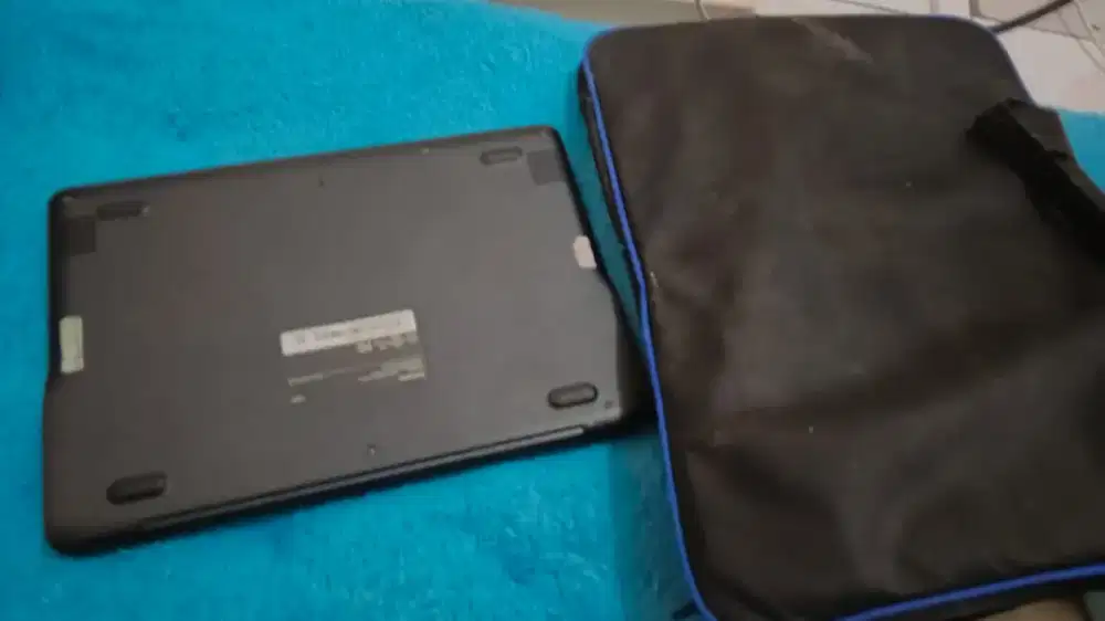 `Samsung Chromebook 500C RAM 4GB 32GB Mulus Baterai Awet Lengkap