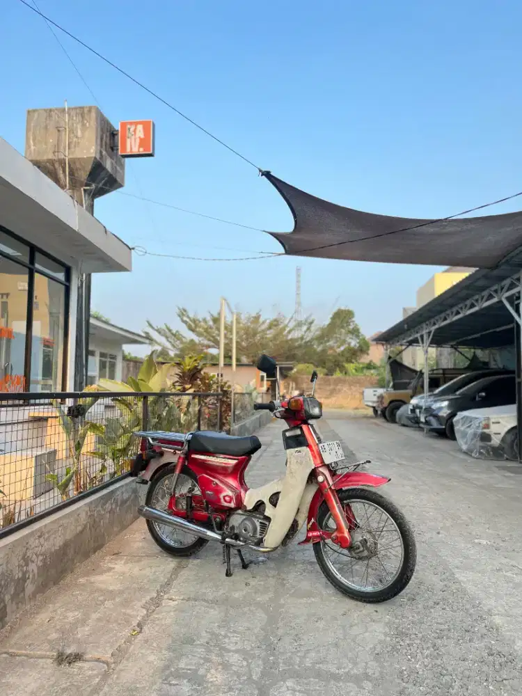 Honda super cup c700
