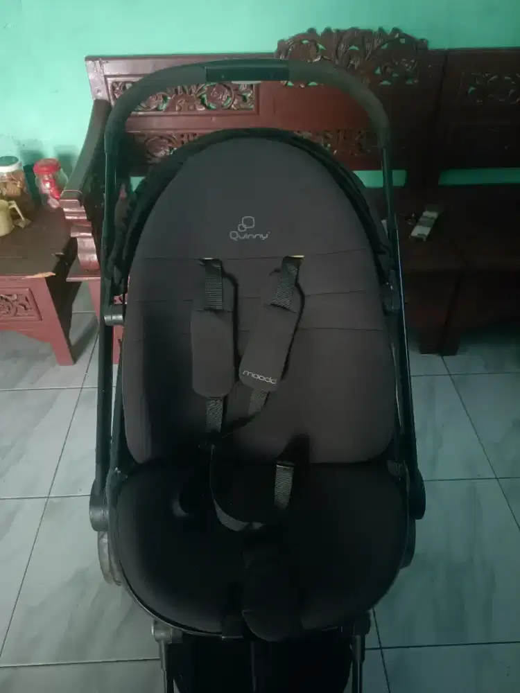 Stroller bayi  QUINNY