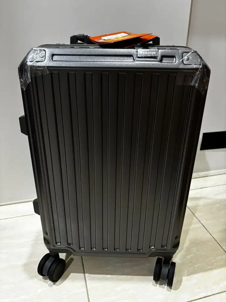 Koper 20 inch Dark Grey