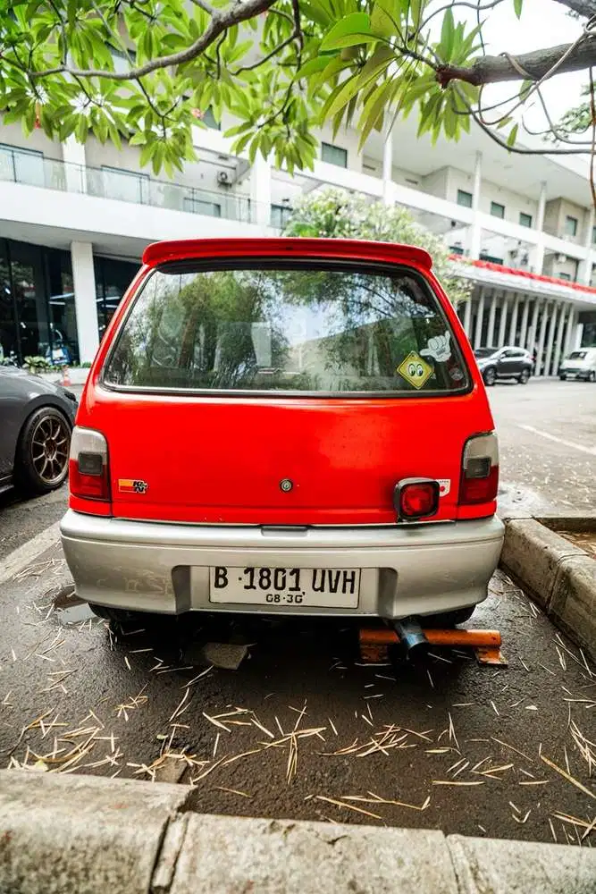 Daihatsu Ceria 2002 Bensin
