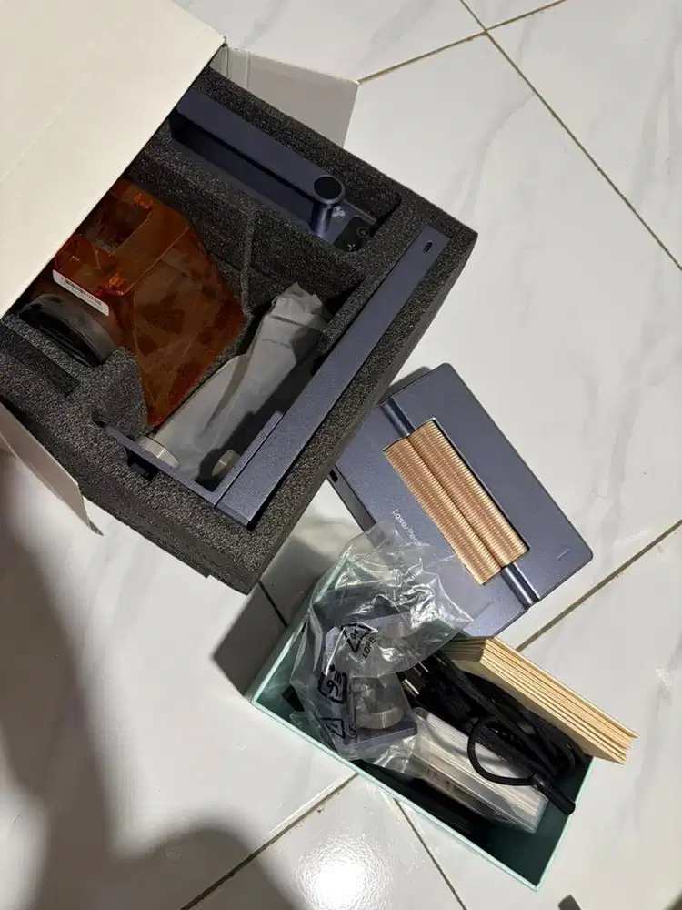 Laserpecker 2, alat laser grafir canggih portabel / portable