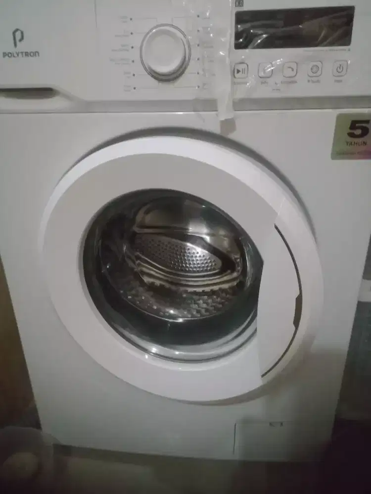 POLYTRON mesin cuci 8kg