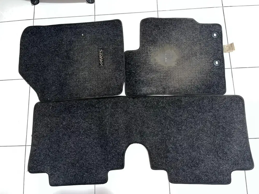 Karpet Bekas Original Yaris Bakpao