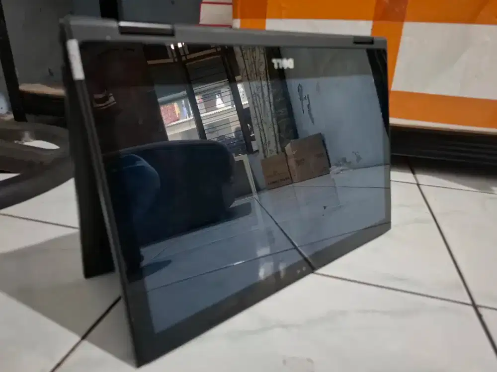 Laptop Dell 3390 2in1 Ram 8gb/Ssd 256gb