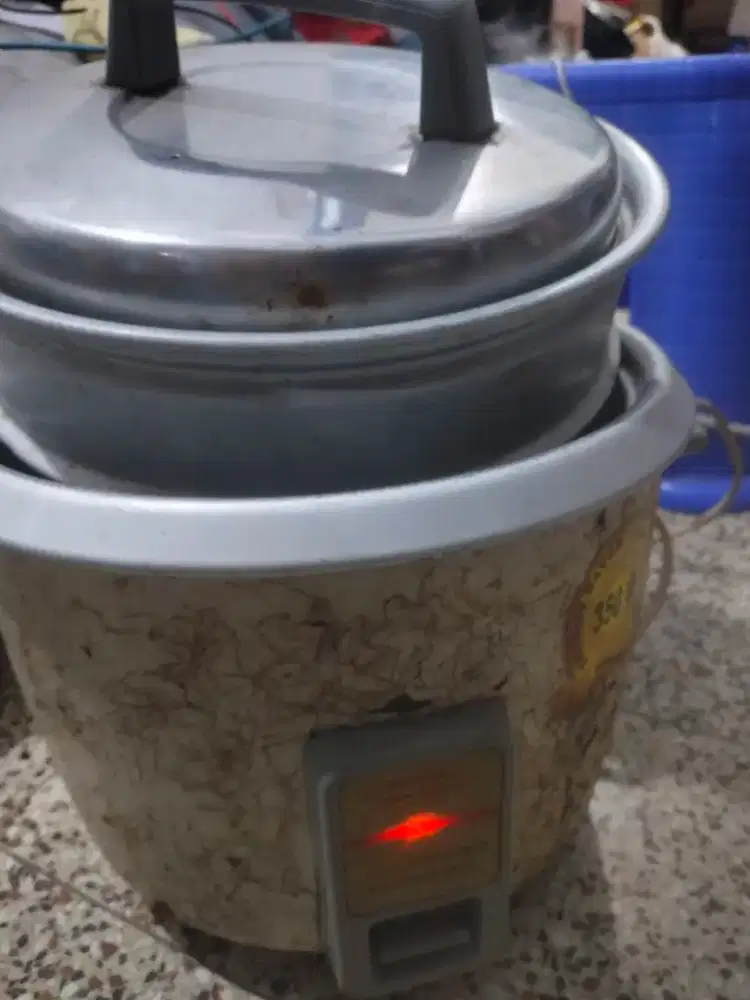 Magic Com Maspion 1,8 Liter