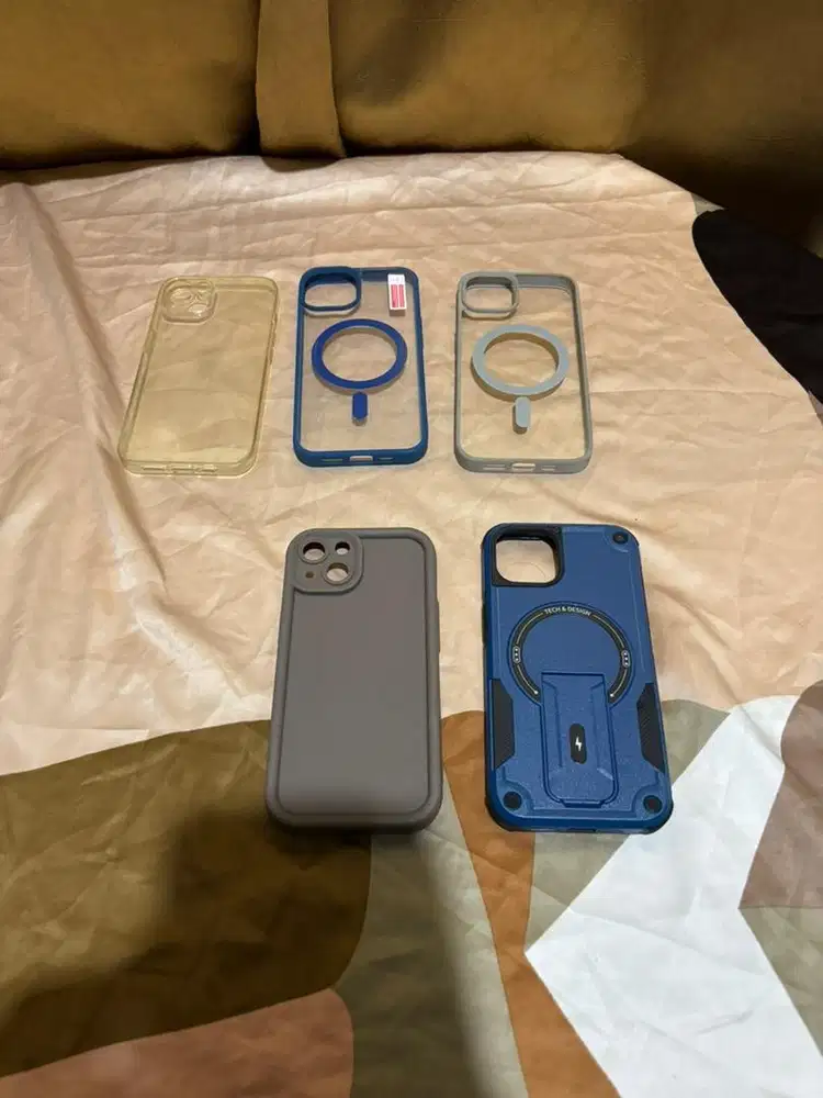 Casing iphone 13