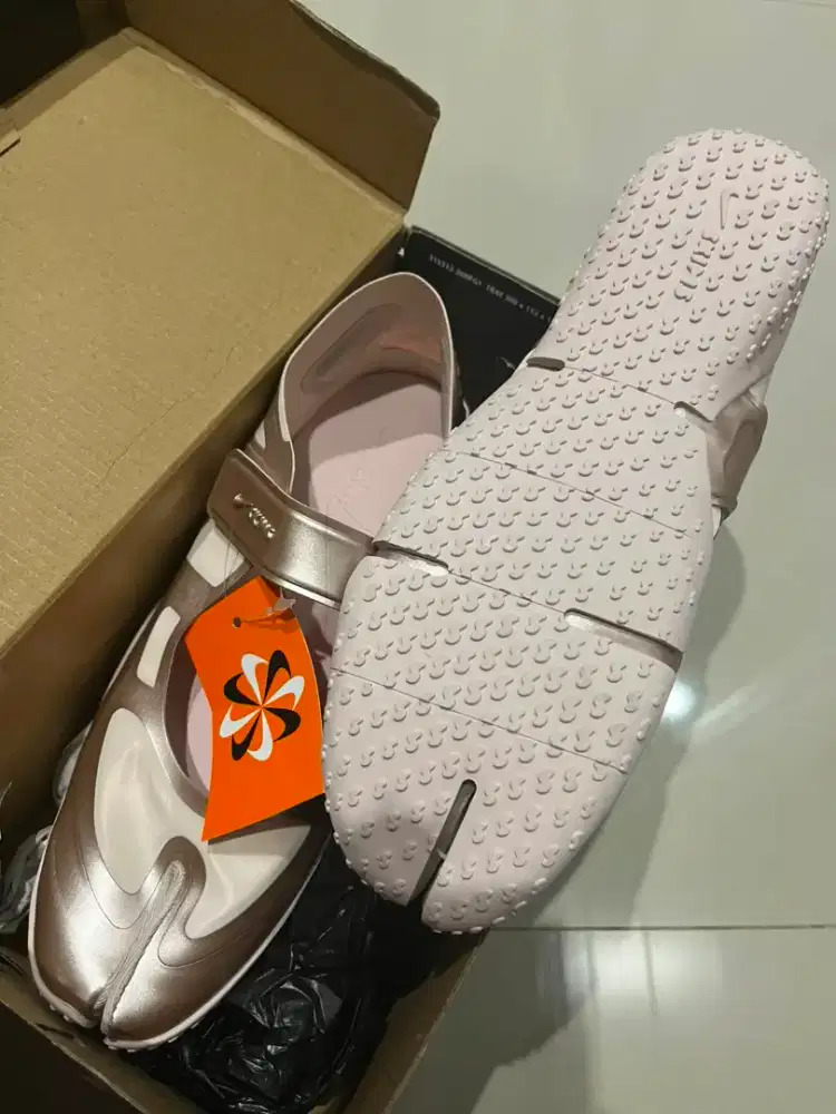 Skims air rift pink mr 1 size 41