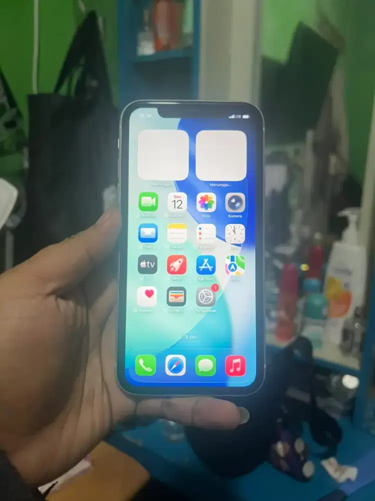 Iphone 11 64 ibox fullset