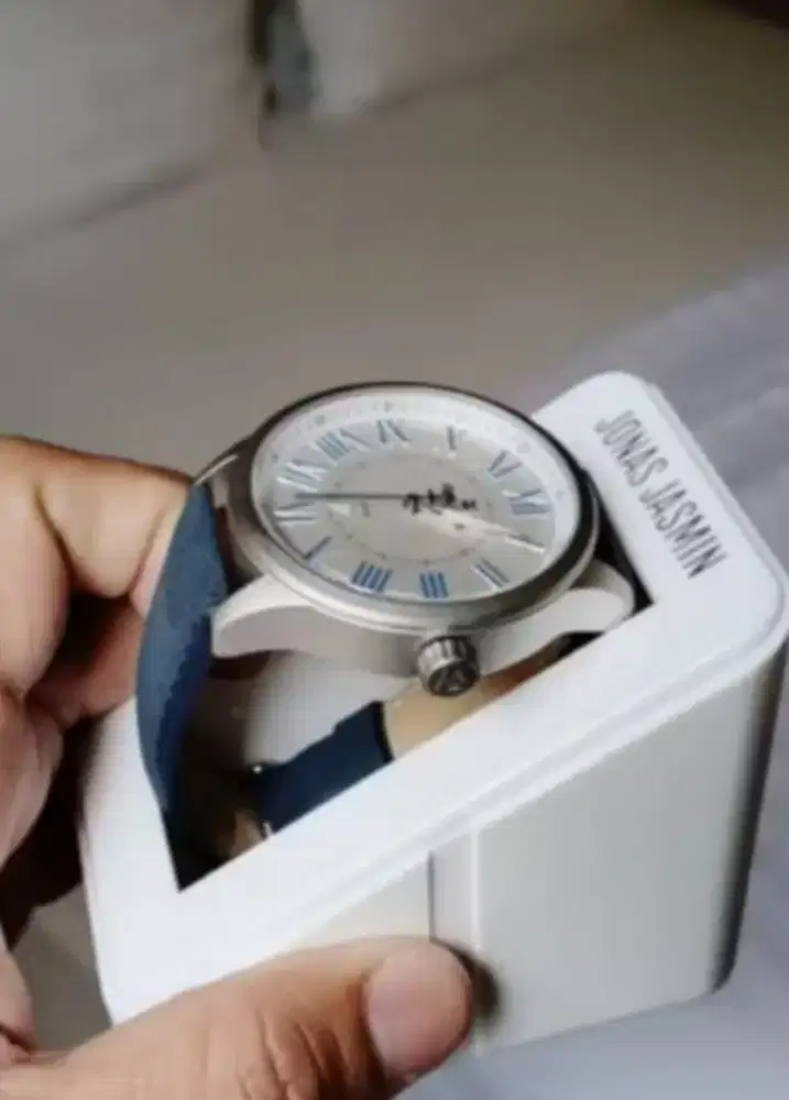 Jam tangan Jonas navy