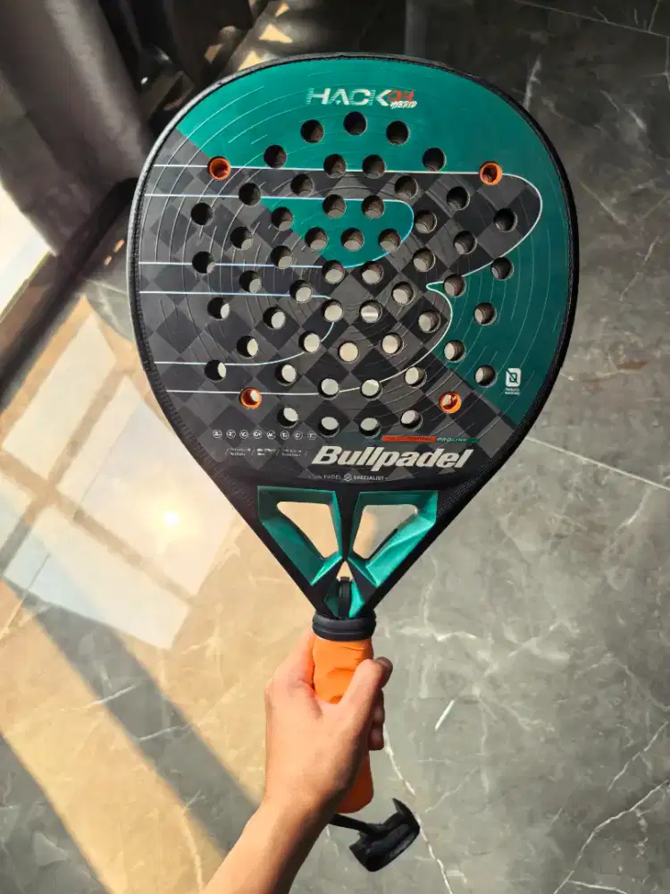 RAKET PADEL BULLPADEL HACK 04 HYBRID 2025