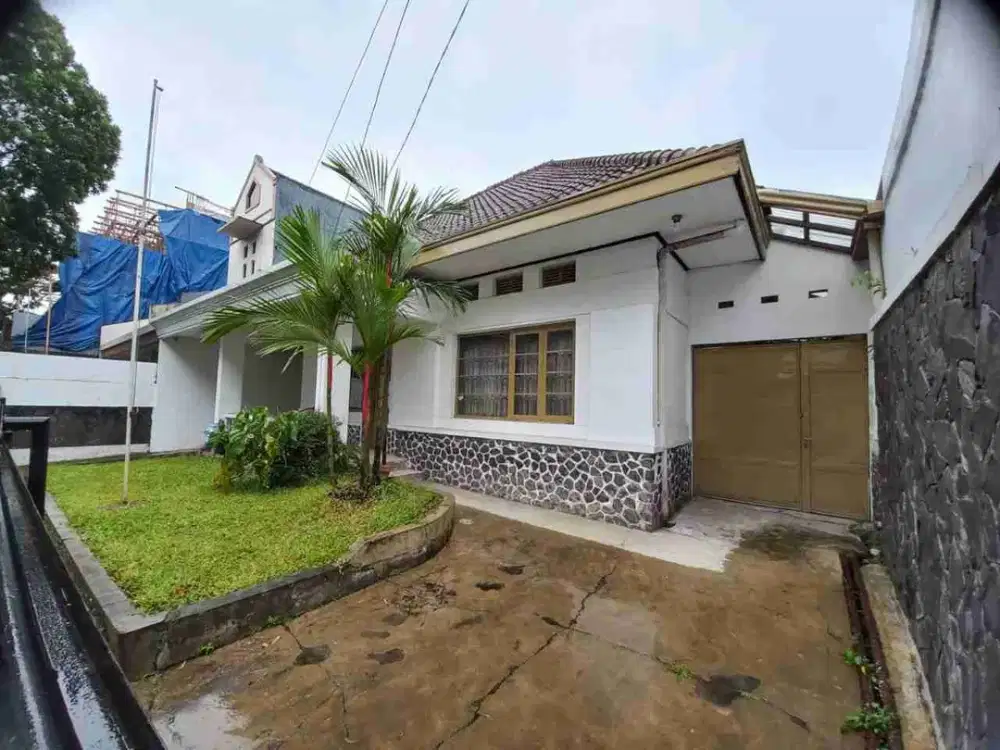 Rumah Klasik Sayap Riau Area Bisnis