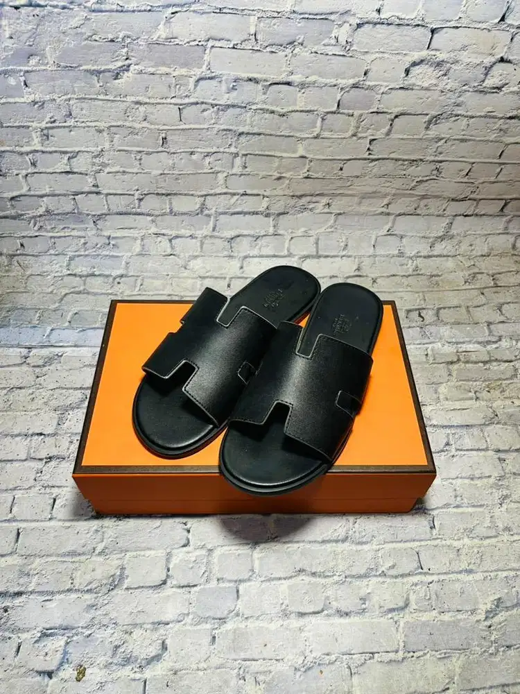 Sendal Hermes size 41