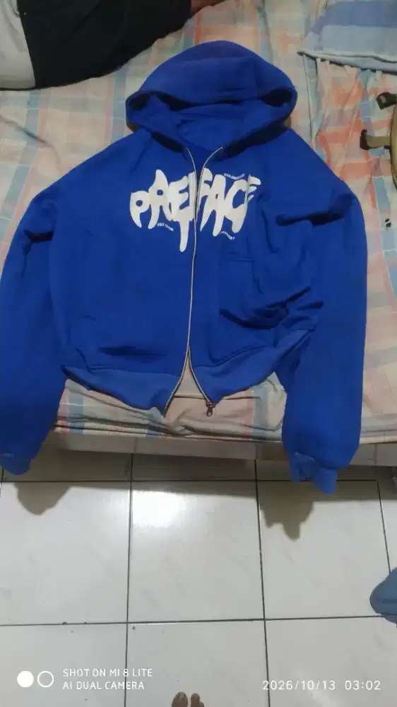 Hoodie preface biru