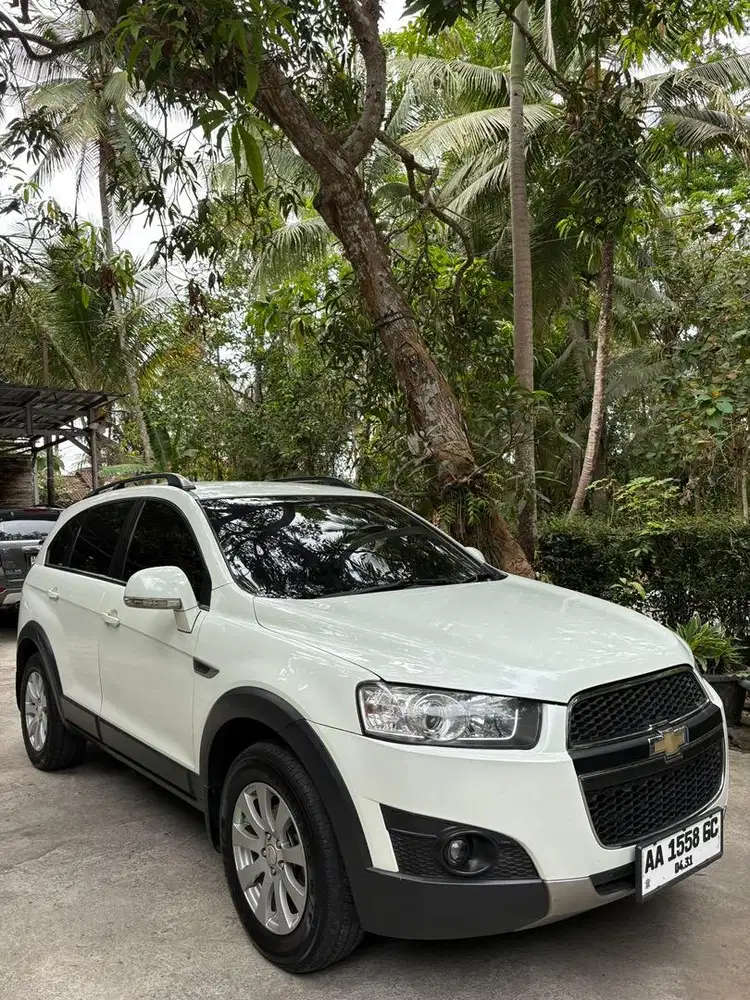 Chevrolet Captiva Bensin 2011 A/T