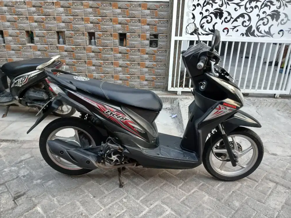 BU beat 2015 km 51 kondisi sgt bagus samsat manyar