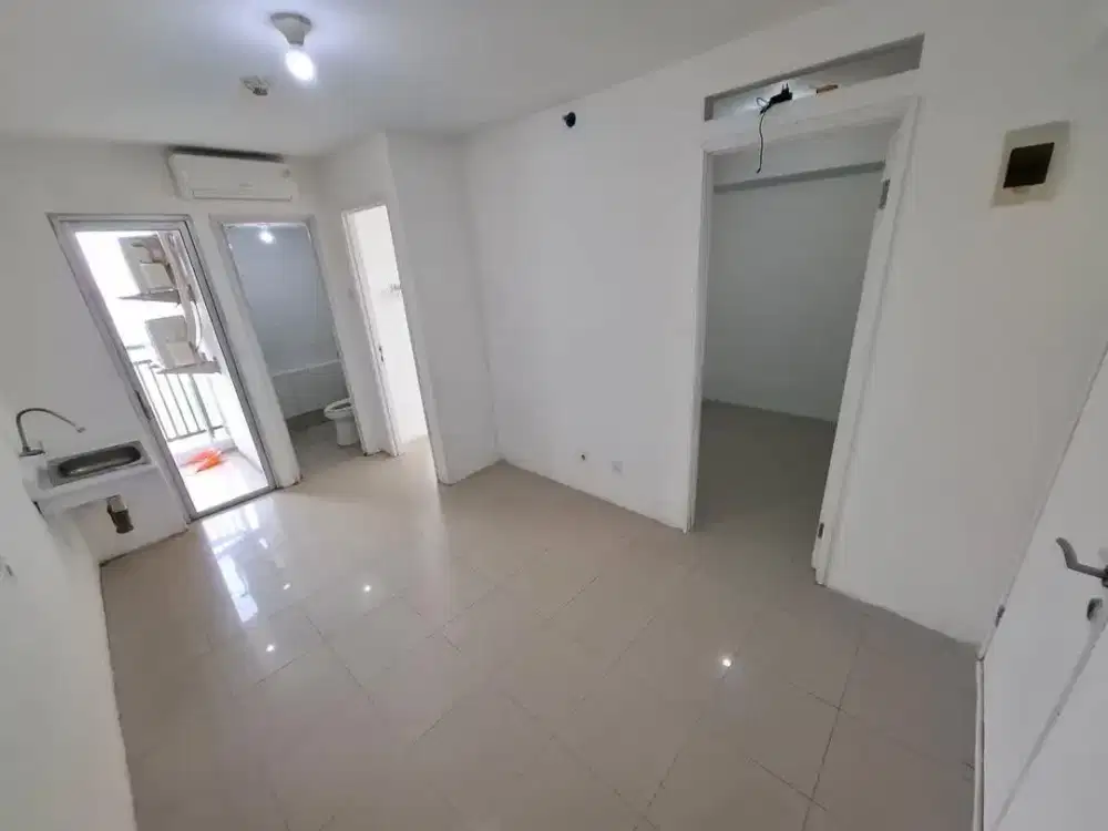 Dijual unit Atas Mall 2 Kamar Kosongan Apartemen Bassura City