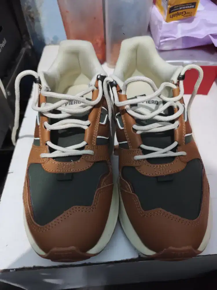 Sepatu Piero Jogger Brown Size 42 Mulus Jarang Pakai