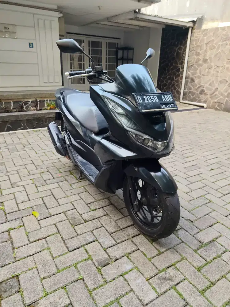 PCX 160,Mulus,Low KM mesin segelan,siap TT