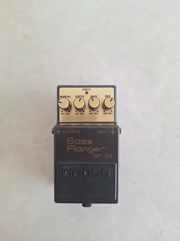 Efek bass boss flanger bf-2b