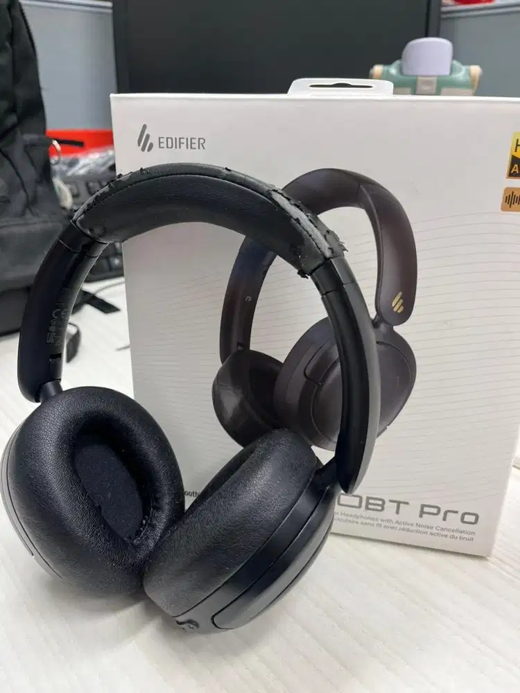 Headphone edifier w800bt pro kondisi normal
