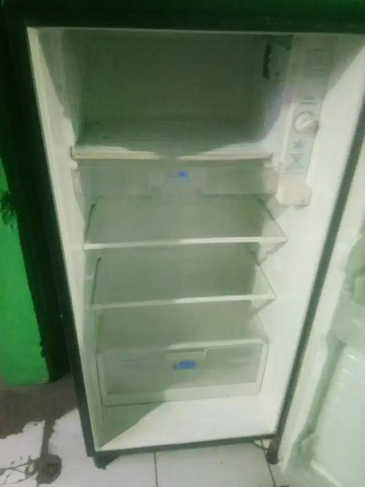 DiJual Murah Kulkas 1 Pintu RSK&Gak BSA Dingin Lagi