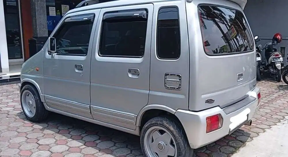 Suzuki Karimun 2000 Bensin